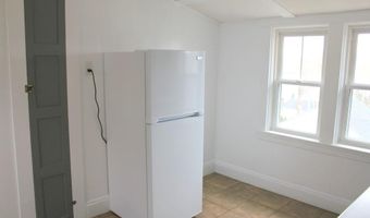 23 Bedlow Ave, Newport, RI 02840