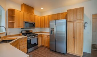 4726 Elk Run Dr SW, Albany, OR 97321