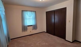 2213 Millwood Dr, Atchison, KS 66002