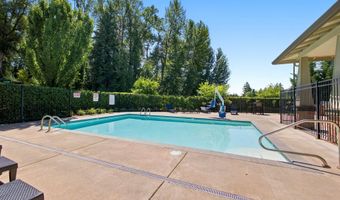 17149 SW SNOWDALE St, Beaverton, OR 97007