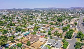 1135 E 3rd Ave, Escondido, CA 92025