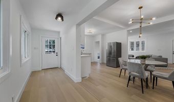 2712 S DAKOTA Ave NE, Washington, DC 20018