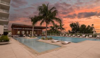 1020 SUNSET POINT Rd 213, Clearwater, FL 33755