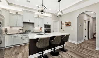 724 E Park Pl, Andover, KS 67002