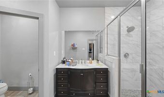 731 County Road 356, Adkins, TX 78101