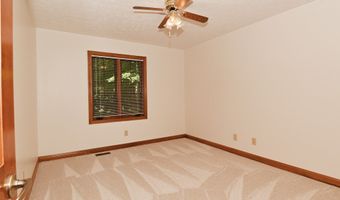 1250 Bur Oak Ct, Avon, IN 46123