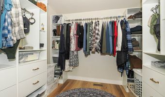 2524 S EDGEHILL Dr, Bountiful, UT 84010