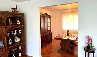 2 CLARK Dr, Barrington, NJ 08007