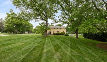 1 Edelweiss Ave, Lincoln, RI 02865