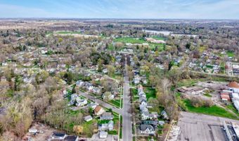 135 Greenly St, Adrian, MI 49221