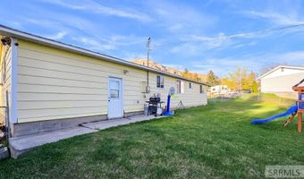 453 Yvonne St, Arco, ID 83213