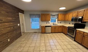 106 SHORE Dr, Big Sandy, TN 38221