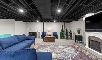 17276 Midway Ave, Allen Park, MI 48101