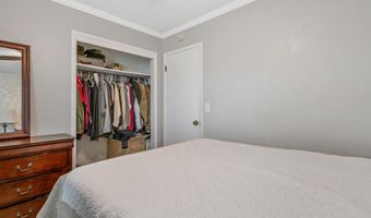 4540 Woodlow Dr, Bel Aire, KS 67220