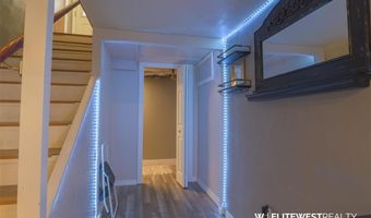 30 N Division St, Cowley, WY 82420