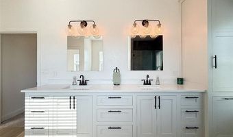 1429 Cedar Rdg, Ada, OK 74820