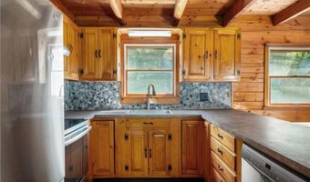 450 Franklin Rd, Coventry, RI 02816