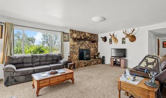 5785 Olive St, Anderson, CA 96007