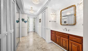 489 S Country Club Dr, Atlantis, FL 33462