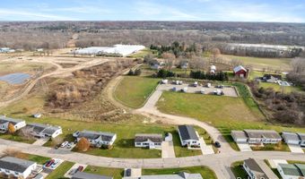 11734 Danton Dr, Allendale, MI 49401