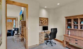 85 Bellflower Ct, Blanchard, ID 83804