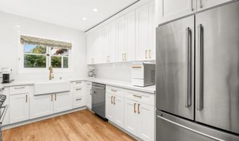 2318 Plum St, San Diego, CA 92106