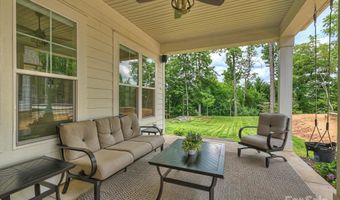822 River Oaks Ln, Charlotte, NC 28226