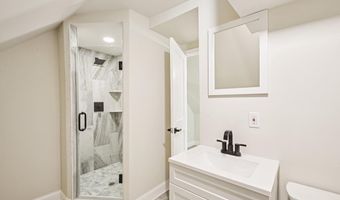 36 STRATFORD Ave, Aldan, PA 19018