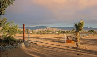 23355 Cuyama, Apple Valley, CA 92307