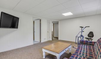471 Linden Ln, Antioch, IL 60002