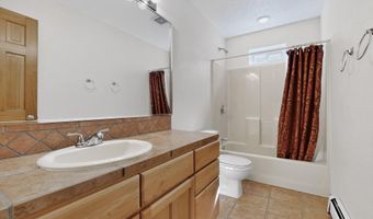 2105 SAN VENITO Rd NW, Albuquerque, NM 87104