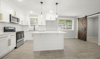 405 Cypress Dr, Baker, LA 70714