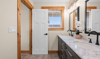 35579 Bella Ridge Loop, Astoria, OR 97103