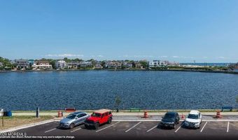 202 Deal Lake Dr U-107, Asbury Park, NJ 07712
