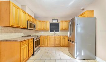 207 ROSE St, Auburndale, FL 33823