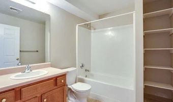 45 1 Stonington Ln, Amherst, NY 14068