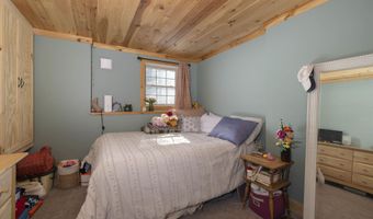 21 Crittenden Rd, Bradford, NH 03221