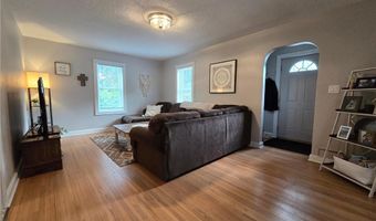 818 Kenwood St, Alexandria, MN 56308