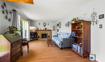 2052 Crittenden Rd, Alden, NY 14004