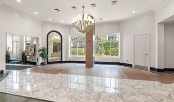 851 N GLEBE Rd 1309, Arlington, VA 22203