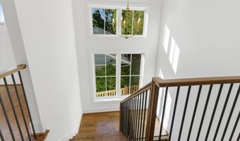 7705 HOLIDAY Ter, Bethesda, MD 20817