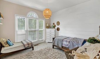 192 KENTWOOD Dr, Alabaster, AL 35007