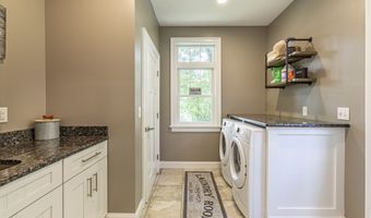 112 John Hand Dr, Coventry, CT 06238