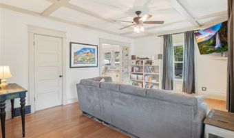 705 38th St, Des Moines, IA 50312