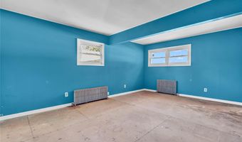 34 Croydon Rd, Amityville, NY 11701