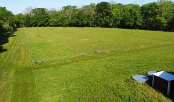 1226 Joe Kidder Rd, Arnaudville, LA 70512
