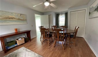 71 Glenwood Dr, North Kingstown, RI 02852