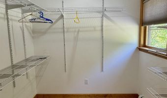 170 Sunrise Ave, Barton, VT 05822