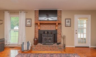 33 Laurel St, Barnwell, SC 29812