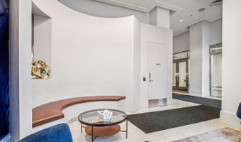 309 HOLLAND 327, Alexandria, VA 22314